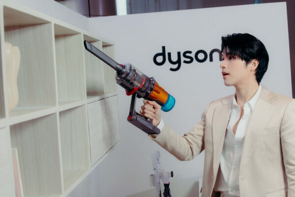 สกาย วงศ์รวีอวดบ้านสะอาดกับอีเวนต์ Dyson Wet Range โชว์ลีลาการทำความสะอาดด้วยเทคโนโลยีล่าสุดจาก Dyson